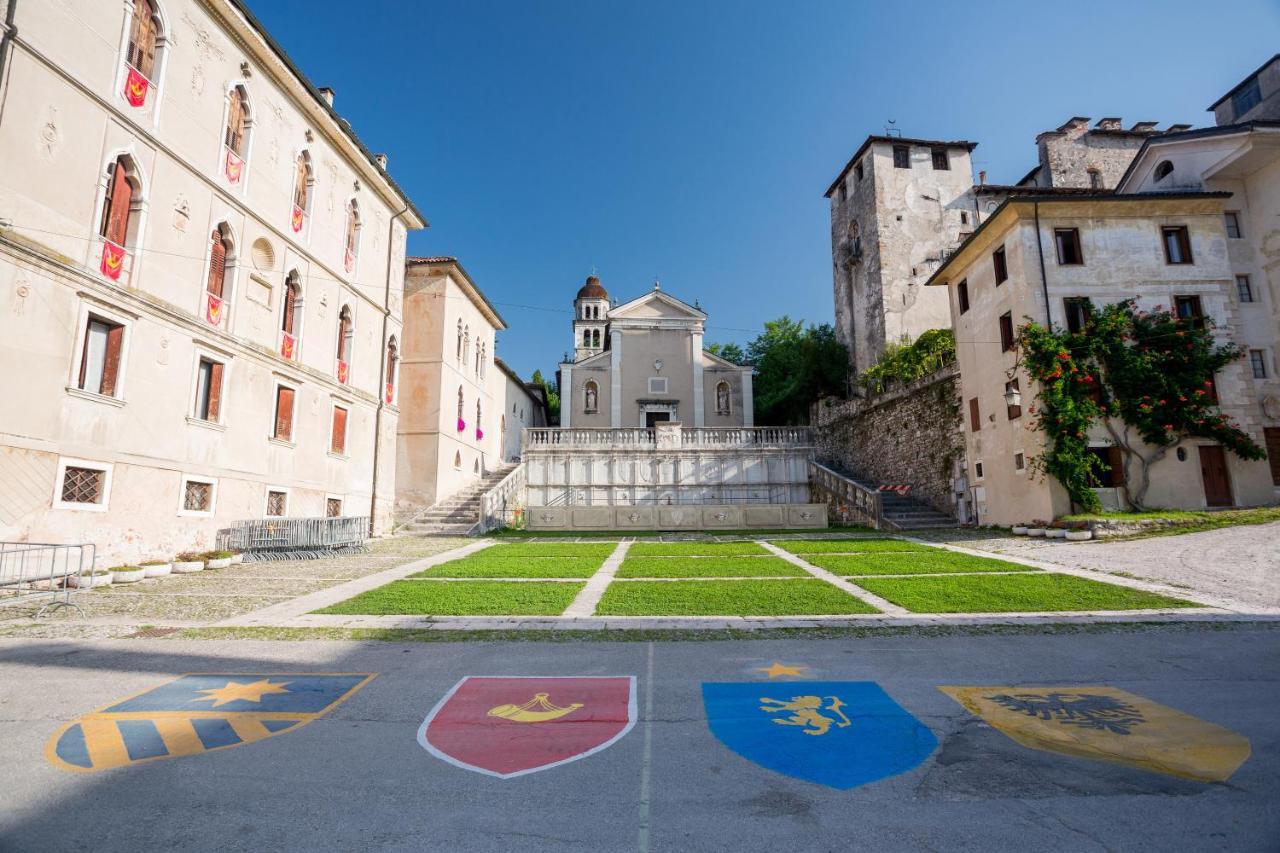 Borgo Verticale Luxury Apartments Feltre Bagian luar foto
